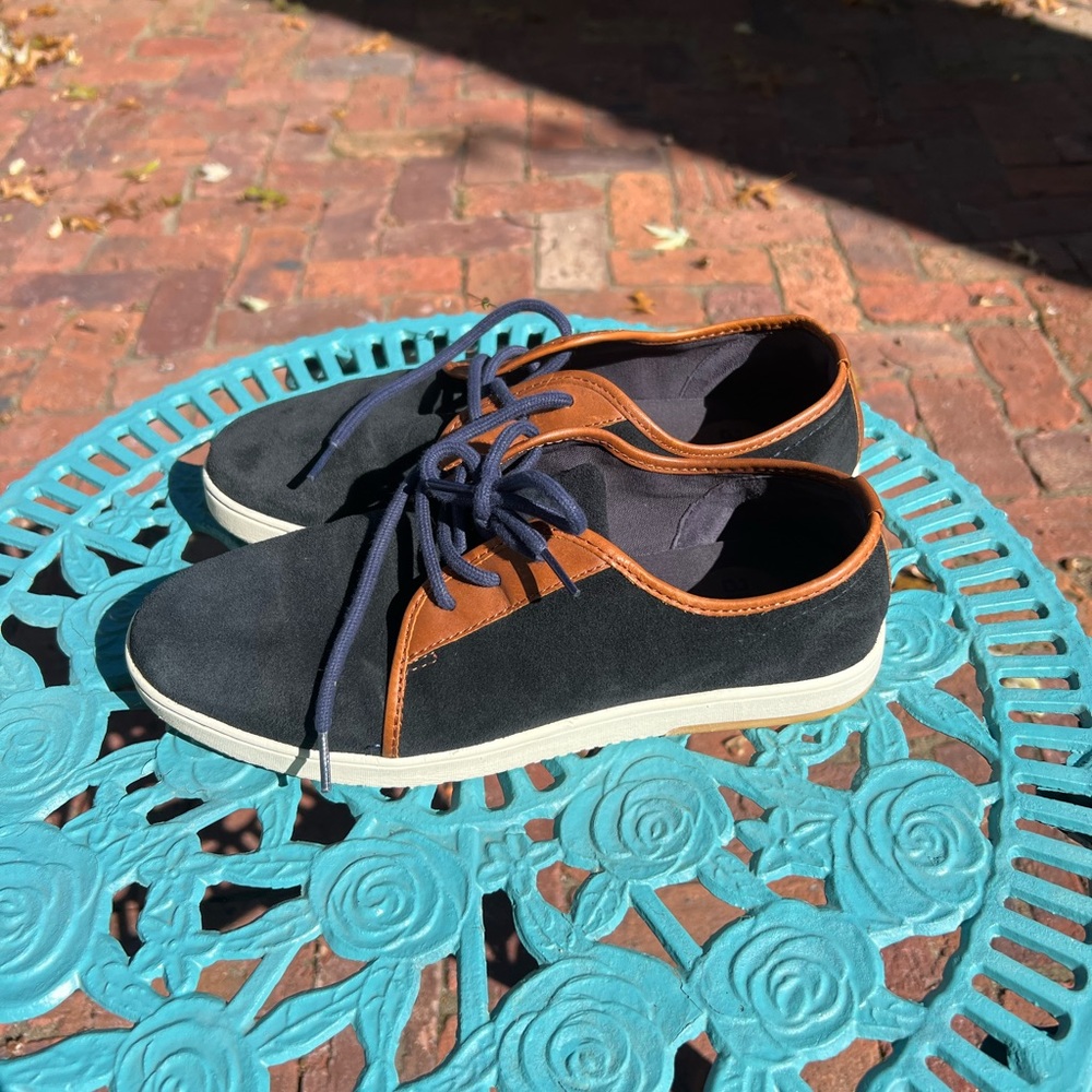 Clae shoes